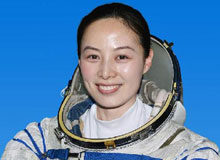 世界首位太空教师致信王亚平