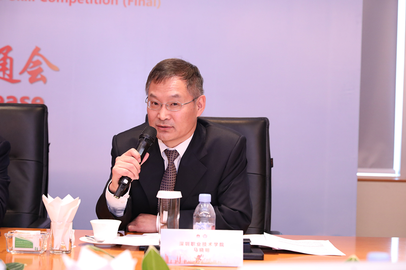 马晓明