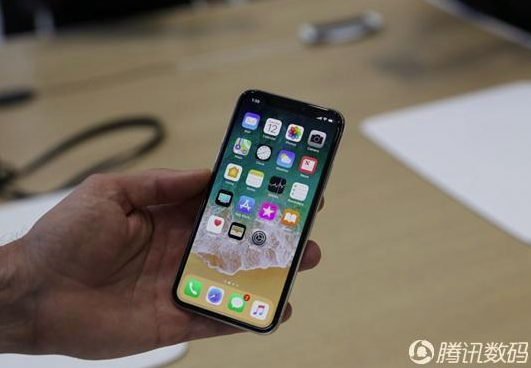 评iPhone X:大爱Face ID和人像光效