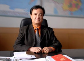 新疆艺术学院院长艾尔肯·阿不都热依木