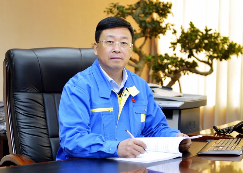 董事长忙吗_在忙吗表情包动图(2)