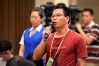 法制晚报记者提问