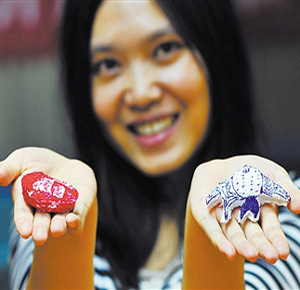 首位女科学家随蛟龙号再探海