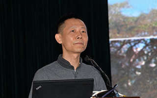 华南理工大学信息化办公室主任  陆以勤