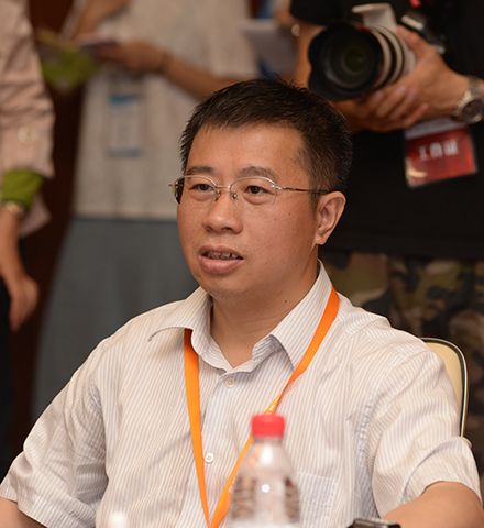 蒋东兴